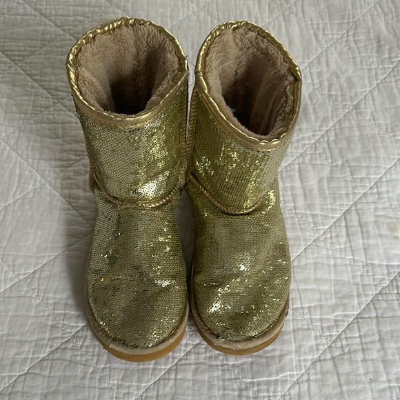 UGG gold sequence boots - Picture 1 of 4